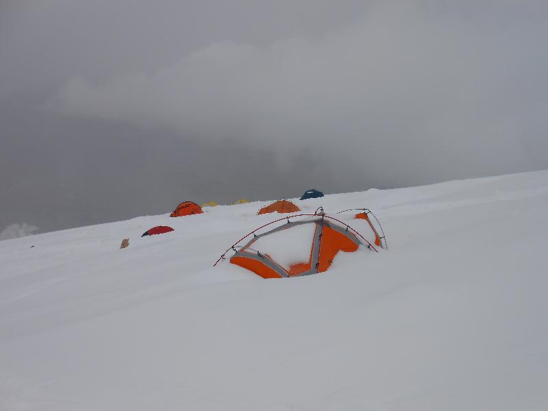 tabor na višini 6000m