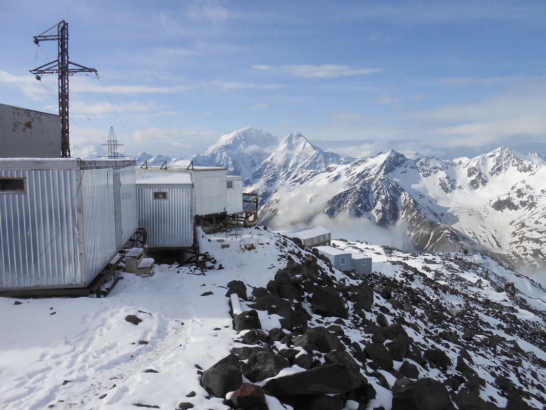 kontejnerji na Elbrusu