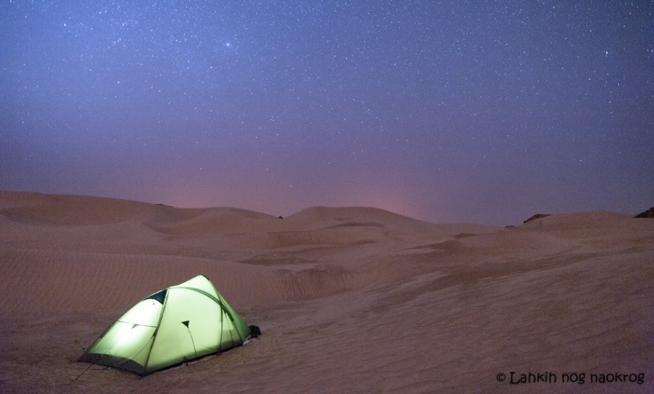 divje kampiranje v puščavi- Oman